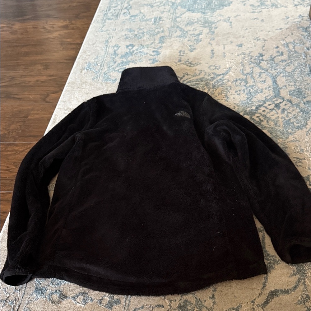 The North Face Women's Black Osito Jacket - Picture 3 of 4